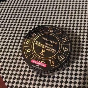 LIMITED EDTION WET N WILD LOOSE HIGHLIGHTER